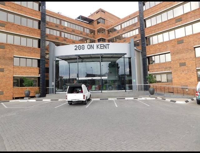 1,000M² OFFICE TO LET IN FERNDALE